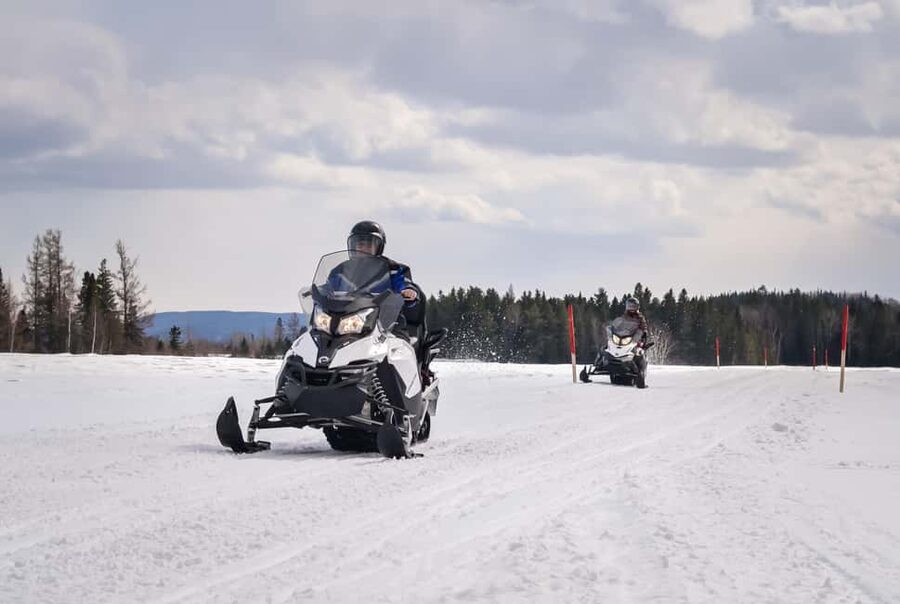 15 min. Tadoussac: Snowmobile Expedition in Saguenay Fjord - Key points before you book
