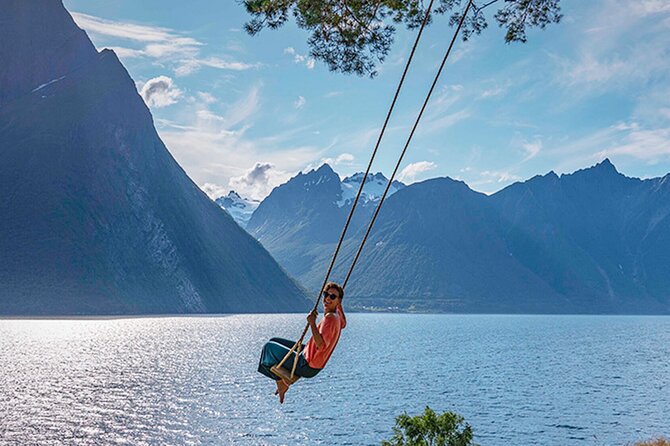 All About the Fjords in One Tour by Boat and Bus from Ålesund - Why this six-hour route works