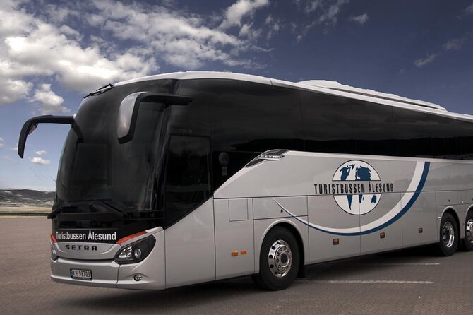 All About the Fjords in One Tour by Bus and Boat from Ålesund - Øye gives you 15 minutes to switch from boat to bus