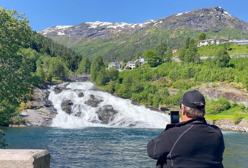 All About the Fjords, in one tour by bus & boat from Ålesund - Øye and the Norangsdal Valley