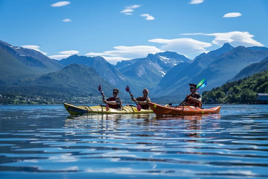 Åndalsnes: Kayaking in Majestic Romsdalsfjord - Who will enjoy this kayak trip most