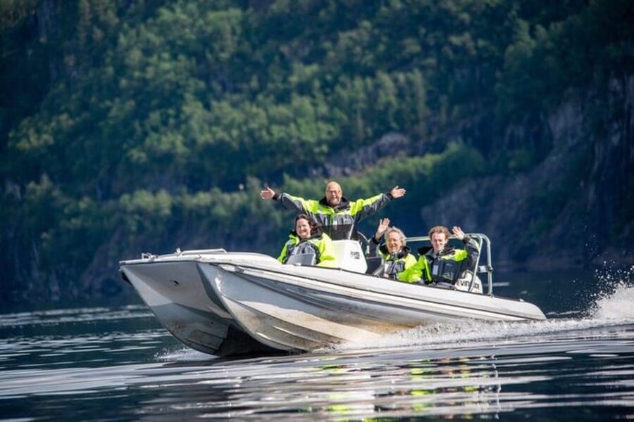 Bergen: Bergen Fjord by Zodiac or Pontoon Boat - Key points at a glance