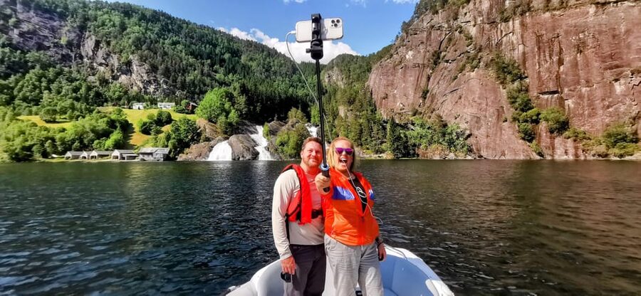 Bergen: Bergen Fjord by Zodiac or Pontoon Boat - Who should book this tour?