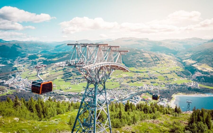 Bergen: Hardangerfjord, Voss Gondola & 3 Great Waterfalls - Starting at Strandkaien in Central Bergen