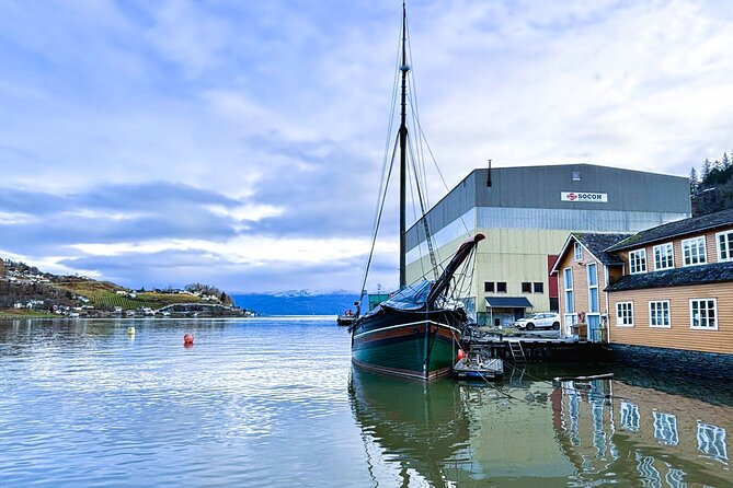 Bergen: Hardangerfjord, Waterfalls, Culture & Apple pie - The return through Kvamskogen is scenic but long