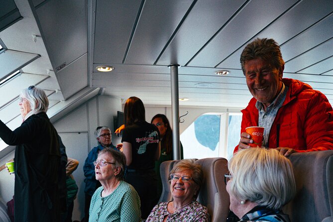 Bergen: Mostraumen Fjord Cruise with Local Guide - Osterfjord brings the mountains closer