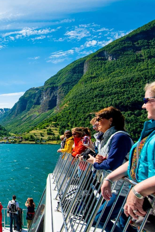 Bergen: Nærøyfjorden, Flåm, and Stegastein Guided Bus Tour - Flåm, with just enough time for lunch