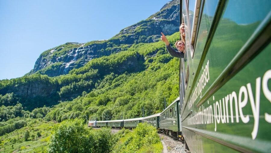 Bergen to Oslo: Private Nærøyfjord Cruise and Flåm Railway - Is the $1,259 price fair?