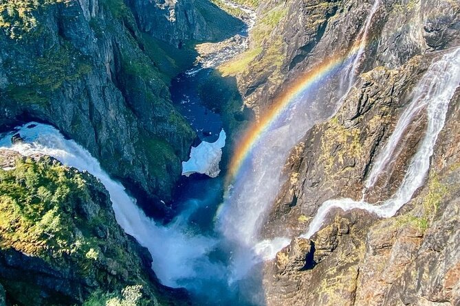 Eidfjord Guided tour Vøringfossen Waterfall & National Park - Guides make the difference