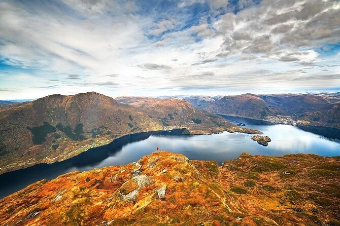 Fjord Hiking - Public tour - Why this Bergen hike deserves a closer look