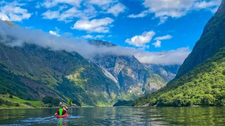 Fjord kayak - Hardangerfjord, Granvin - Key points before you book