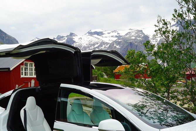 Fjord Sightseeing - Eco friendly Tesla Model X - What the three-hour schedule really gives you