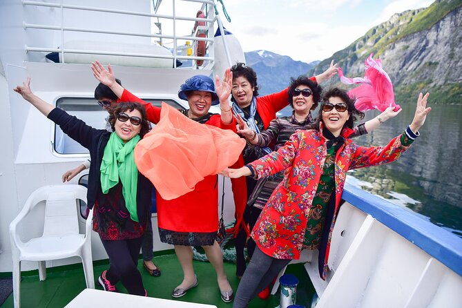 Fjord Sightseeing Tour by Boat in Geiranger - Is the boat comfortable for photographs?