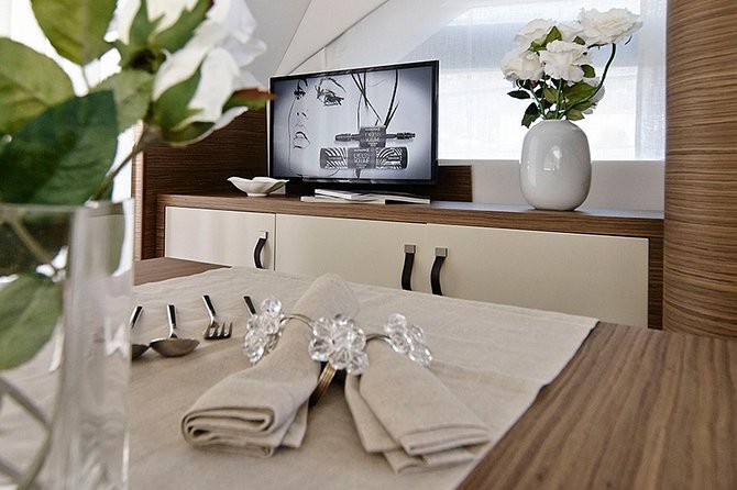 Fjordcruise in a Luxury Yacht Arctic Queen - Space, comfort, and the small-group tradeoff