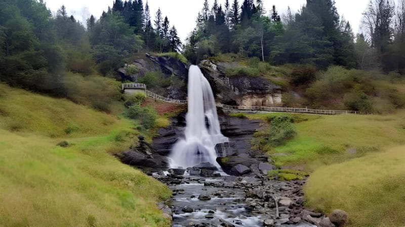 Flexible tour to Hardangerfjord vøringsfossen cruise include - Optional Odda, Låtefossen, and Folgefonna Glacier stops
