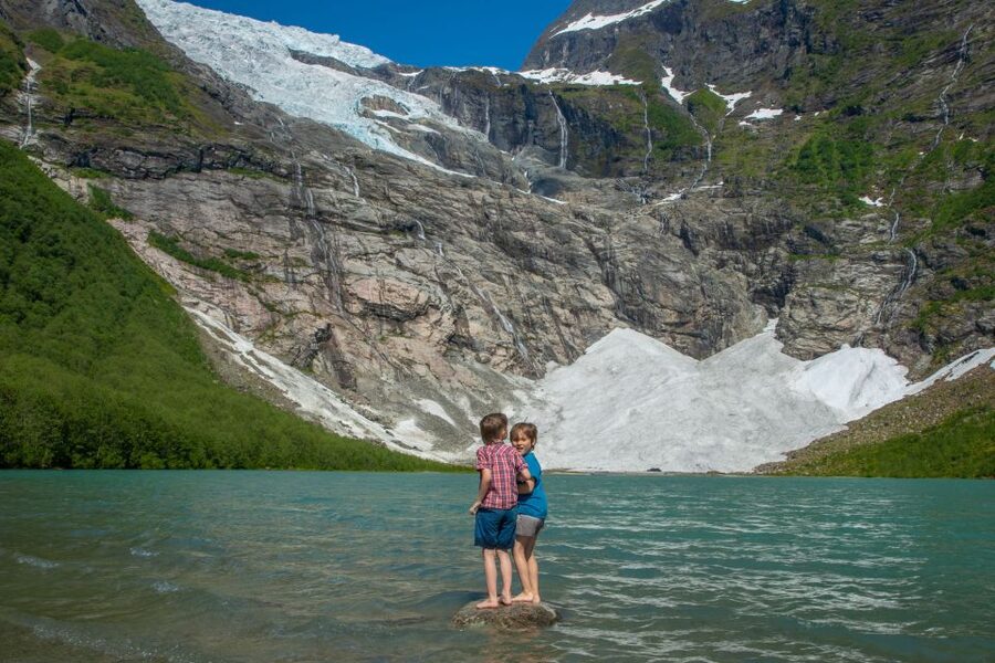 From Balestrand: Guided Fjord & Glacier Tour to Fjærland - Practical tips for a smoother day