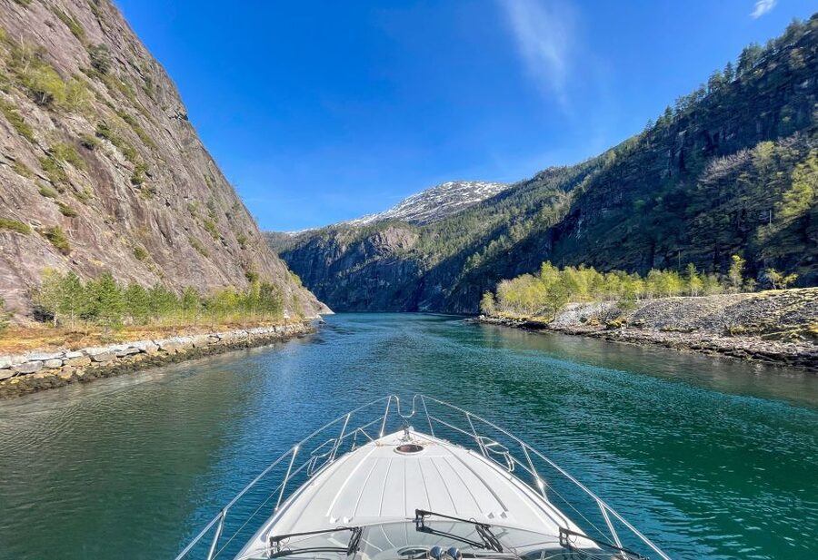 From Bergen: Modalen Private Fjord Cruise with Waterfalls - Timing, comfort, and practical details