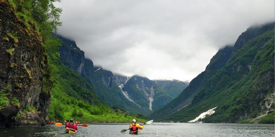 From Flåm: Nærøyfjord 3 Day Kayaking and Camping Tour - Paddling beneath the mountains