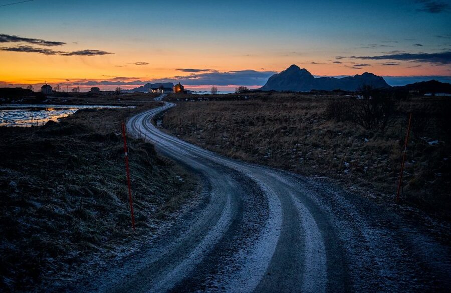 From Tromsø: Arctic Wildlife & Fjord Sightseeing Tour by Car - Stakken and Kaldfjord: quick stops with big views