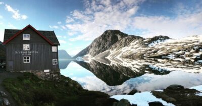 Dalsnibba, Flydalsjuvet, Eagle Bend & Fjords Tour