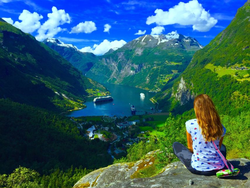 Geiranger: Dalsnibba, Flydalsjuvet, Eagle Bend & Fjords Tour - Dalsnibba is the high point, literally