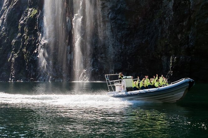 Geiranger: RIB Fjordsafari Geirangefjord - What this Geirangerfjord RIB safari is really like