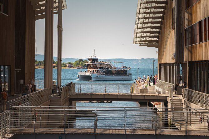 Guided Sightseeing Cruise on Oslofjord by Premium Silent Boat - Bygdøy, museum connections, and the final views