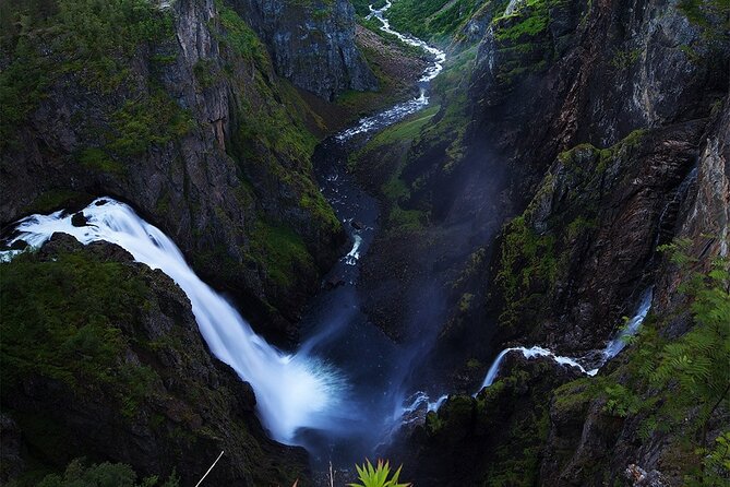 Guided tour - Hardangerfjord, Voss Gondola & 3 Great Waterfalls - Steinsdalsfossen lets you walk behind the water