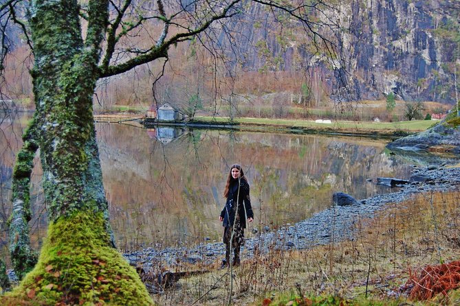 GUIDED TOUR: Secrets of the Fjords - the Osterfjord and Mo, 6.5 hours - Wool, craft, and a short stop at Dale of Norway