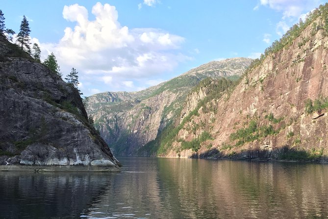 GUIDED TOUR: Secrets of the Fjords - the Osterfjord and Mo, 6.5 hours - Lunch in Mo, beside two waterfalls
