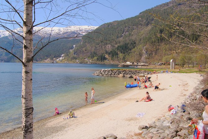 GUIDED TOUR: Secrets of the Fjords - the Osterfjord and Mo, 6.5 hours - Kvernhusfossen and the long return drive