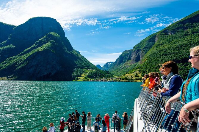 Guided Tour To Nærøyfjorden, Flåm And Stegastein - Viewpoint Cruise - Is $318.49 a fair price?