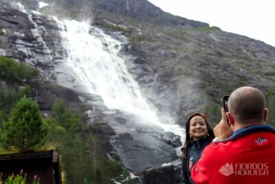 Åkrafjorden & Langfoss waterfall
