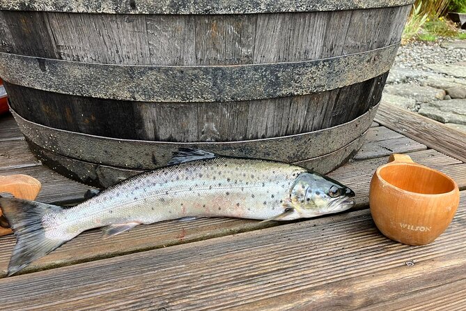 Inshore fishing in the Drangefjord - Who will enjoy this most?