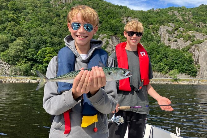 Inshore fishing in the Drangefjord - Weather, timing, and simple planning advice