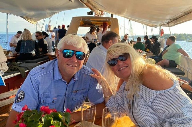 Live Evening Rock Music Cruise in Oslo Fjord with Shrimp Buffet - The Munch Museum and the city’s modern art side