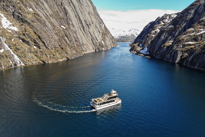 Lofoten Island: Silent Trollfjord Cruise from Svolvær - Weather can change the entire mood