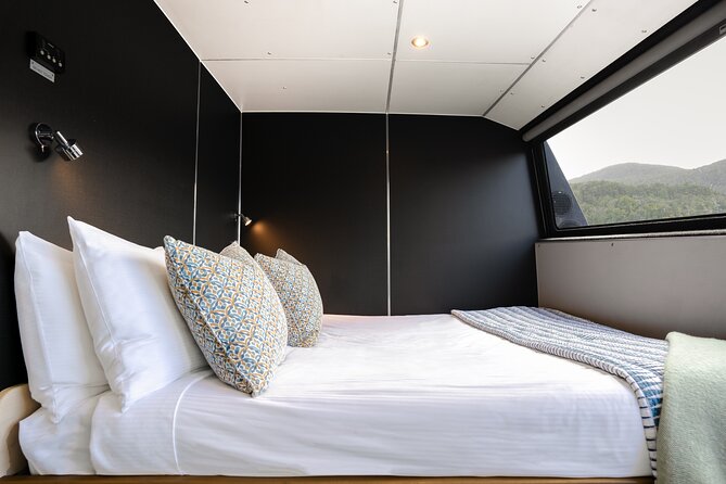 Milford Sound Overnight Cruise Fiordland Jewel - Dinner, breakfast, and the value of the fare