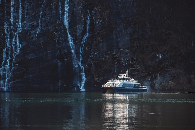 Mostraumen Fjord Cruise - Food, drinks, and the long ride home