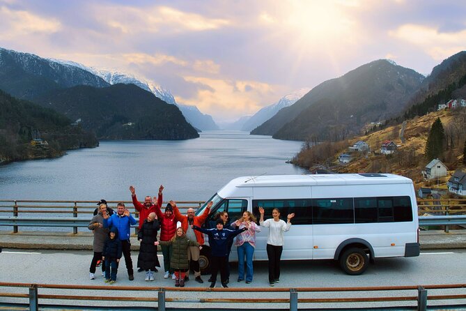 Mostraumen Golden Circle Fjordtour from Bergen – Group or Private - Leaving Bryggen for the Osterfjord