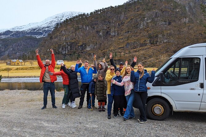 Mostraumen Golden Circle Fjordtour from Bergen – Group or Private - Mo village: coffee, restrooms, and a small community