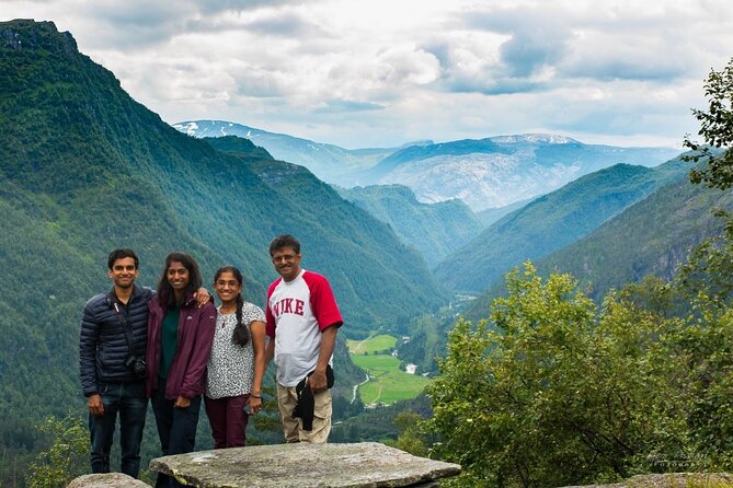 Mostraumen Golden Circle Fjordtour from Bergen – Group or Private - Hesjedalsfossen: bring a rain jacket or umbrella