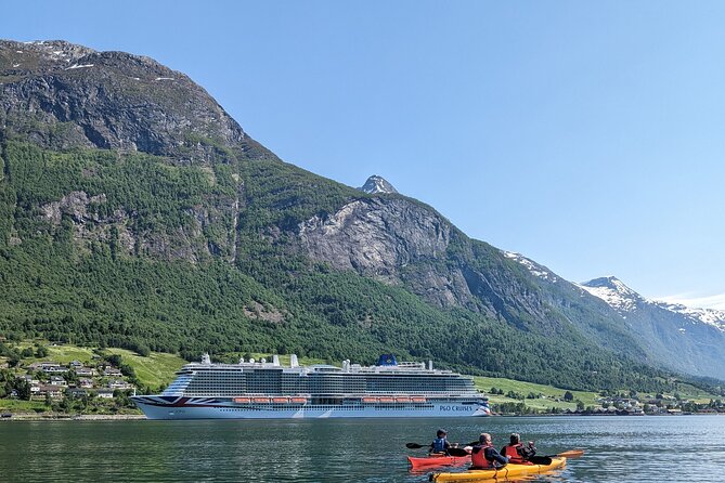 Olden: Easy Kayaking for Beginners on the Fjord - Why this short Olden kayak trip works well