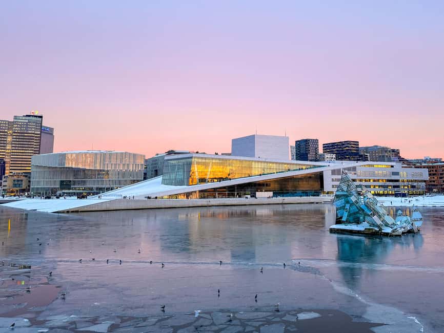Oslo: 3-Course Dinner & Live Music Cruise on the Oslofjord - Boarding at Rådhusbrygge 2