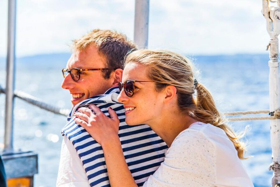 Oslo: Best of Oslo Walking Tour & Fjords Sightseeing Cruise - Bygdøy, Huk Beach, and the Maritime Museums