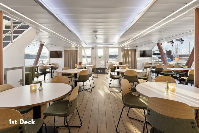 Oslo fjord 3-Course Dinner Cruise with Live Music - Live music, quiet water, and the right mood