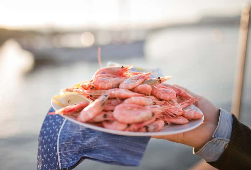 Oslo: Fjord Dinner Cruise on Sailing Ship w/ Seafood Buffet - Setting sail beside Akershus Fortress