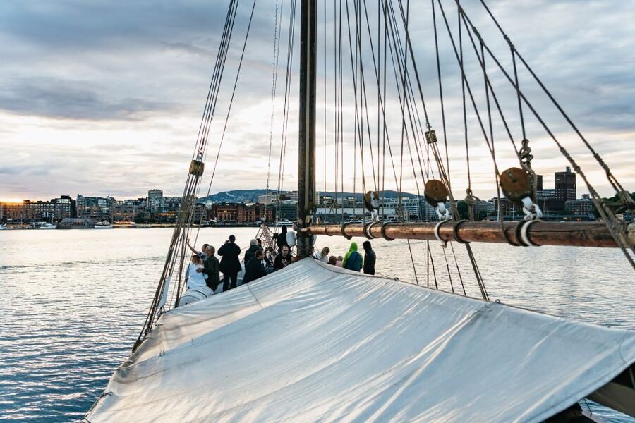 Oslo: Fjord Evening Cruise with Shrimp Buffet - Who should book this Oslofjord cruise?
