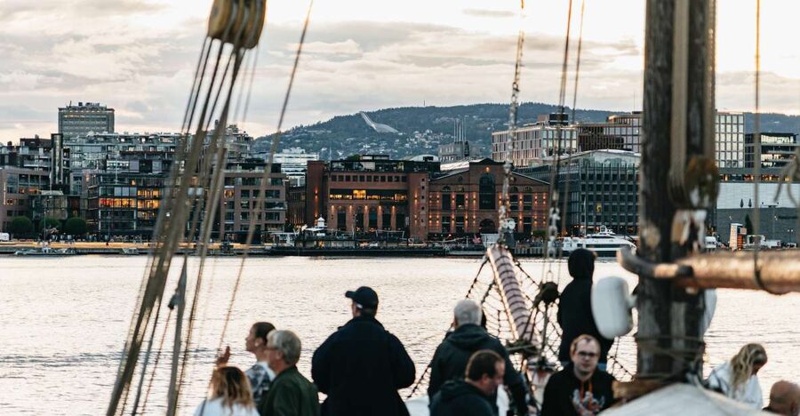 Oslo: Fjord Evening Cruise with Shrimp Buffet - Hovedøya and the inner Oslofjord