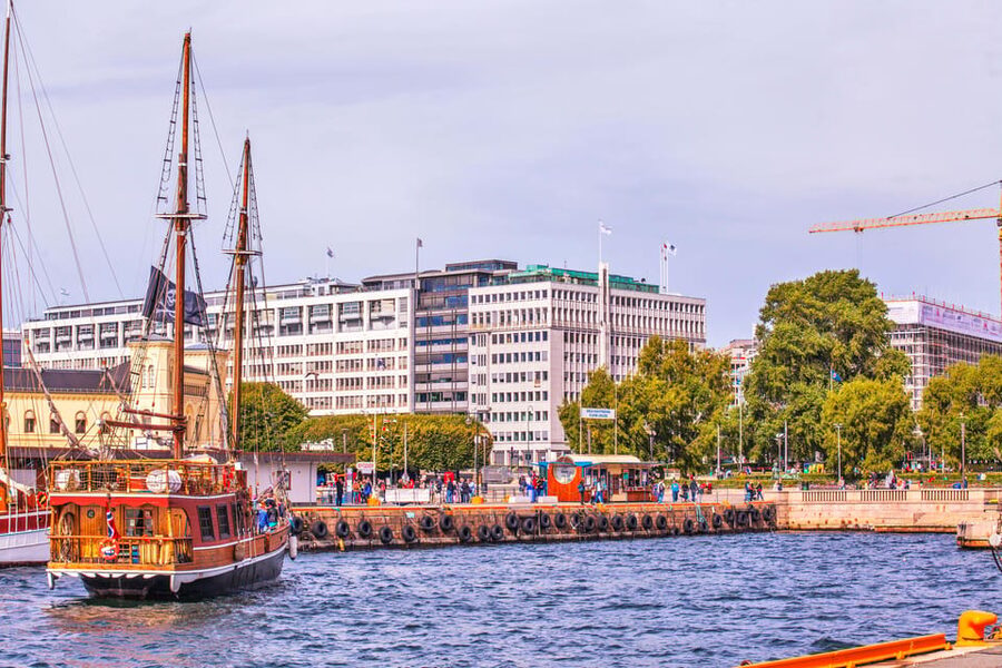 Oslo: Fjord Mini Cruise by Wooden Sailing Ship - Seeing the Opera House and Munch Museum from the water